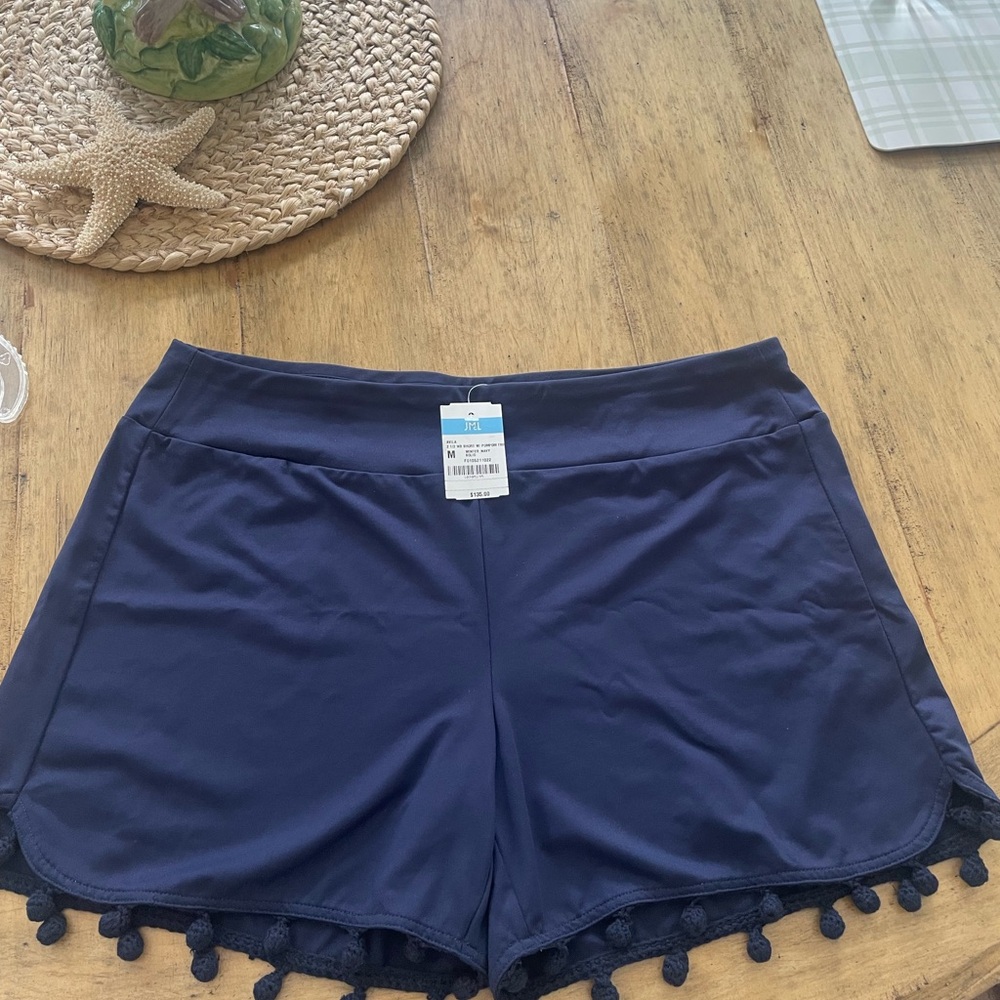 NWT J McLoughlin  Navy Women's Shorts with fun Pom-Pom Trim Medium